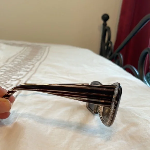 Vintage sunglasses - Picture 2 of 4